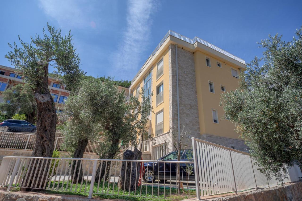 Apartments Bonazza Petrovac Eksteriør billede